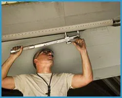 United Garage Door Manhasset Hills, NY 516-267-6809 - sidebar-door-install-15-05m